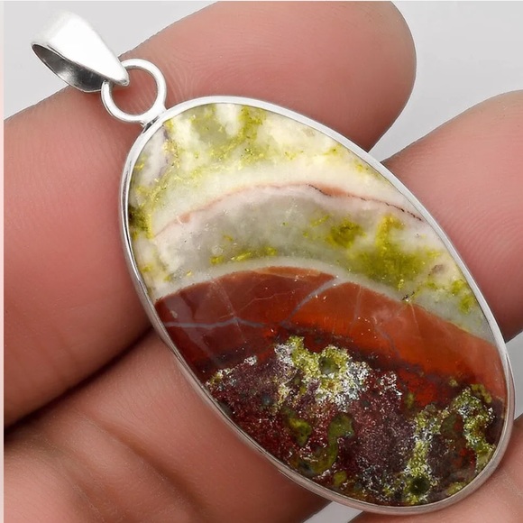 Natural Dragons Blood silver pendant - Picture 2 of 2